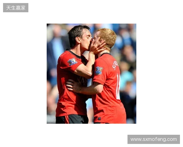 内维尔：切尔西实力能进欧冠区，但与争冠球队差距明显